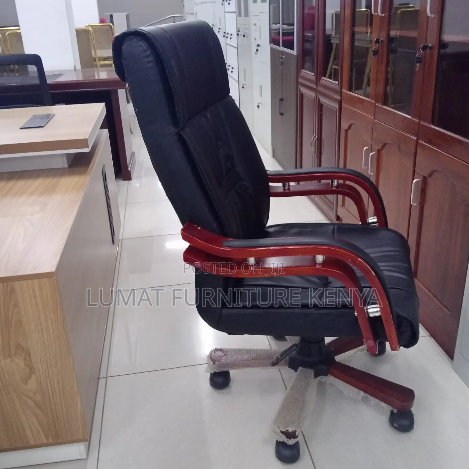 Office Luxury Adjustable Executive Seat