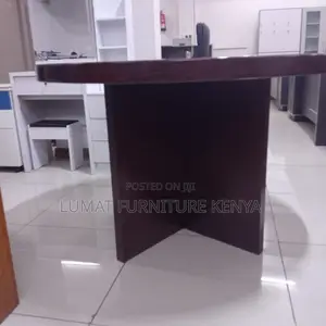 High-End Office Round Table