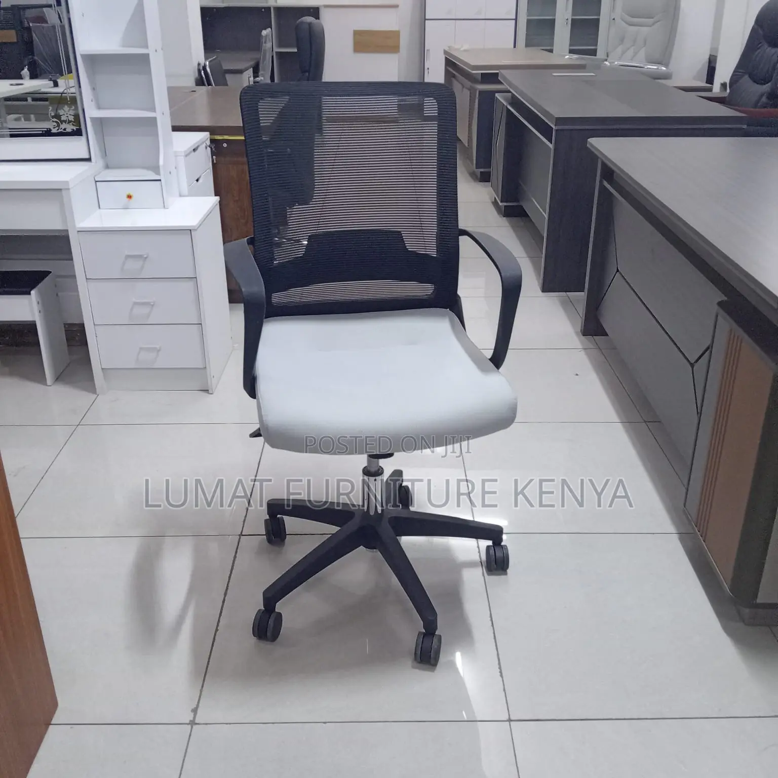 Adjustable Mesh Desk Chair