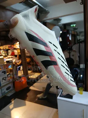Original Adidas Predator Accuracy - Laceless Edition Football Boots