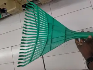 Rake (Green)