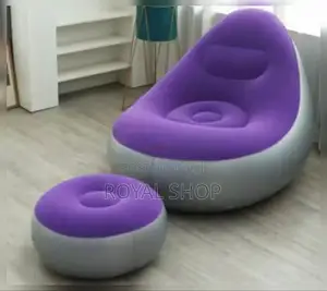 Inflatable Seat With Foot Rest and Manual Pump