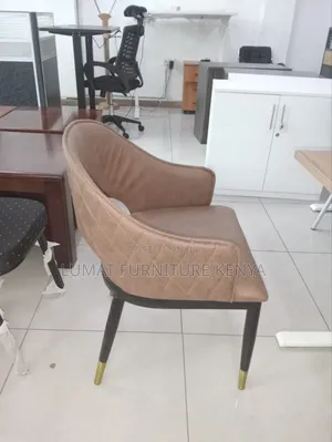 Classic Brown Dining Seat