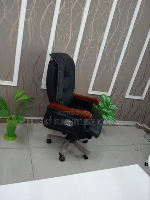 Leather Director’S Office Chair