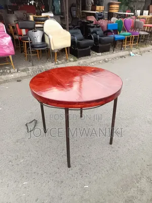 Round Wooden Dinning Table 