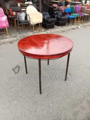 Round Wooden Dinning Table 