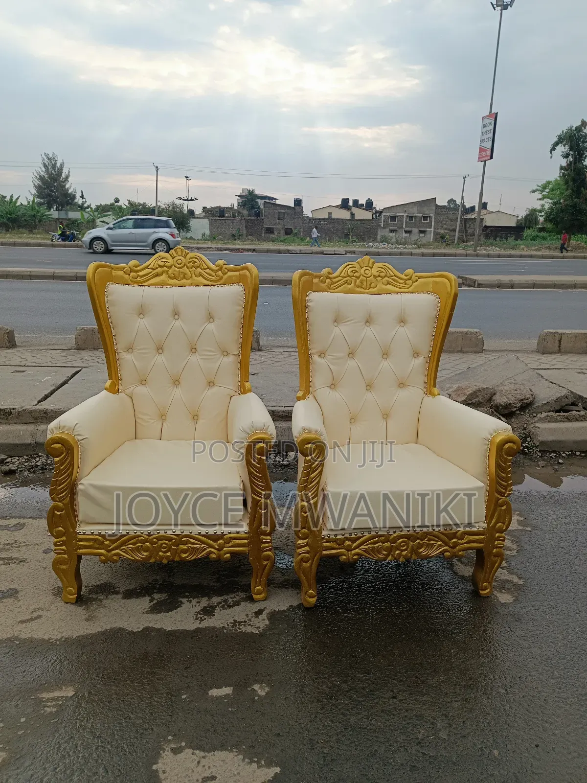 Pedicure King Chairs, Cream and Gold 