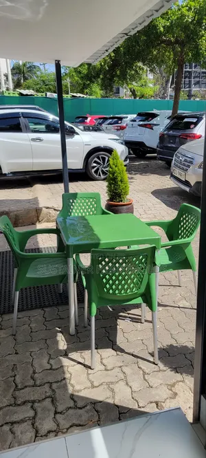 1 Plastic Table/ Square Table With 4 Plastic Chairs With Metal Legs