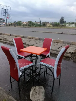 High Bar Set of Executive Chairs, Red/ White. 