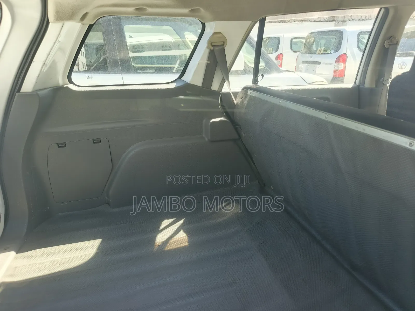 Nissan Advan 2019 White