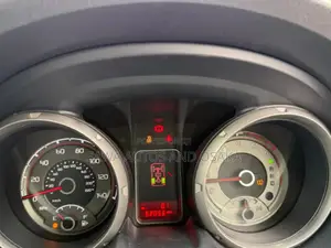 Mitsubishi Pajero 2017 Silver