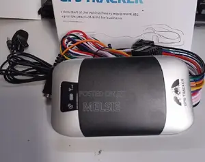Tracker Tracking Locator With Real-Time SMS Internet Tracking