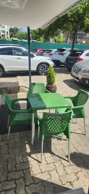 Jungle Green Plastic Chair With Metal Legs With Plastic Table Set