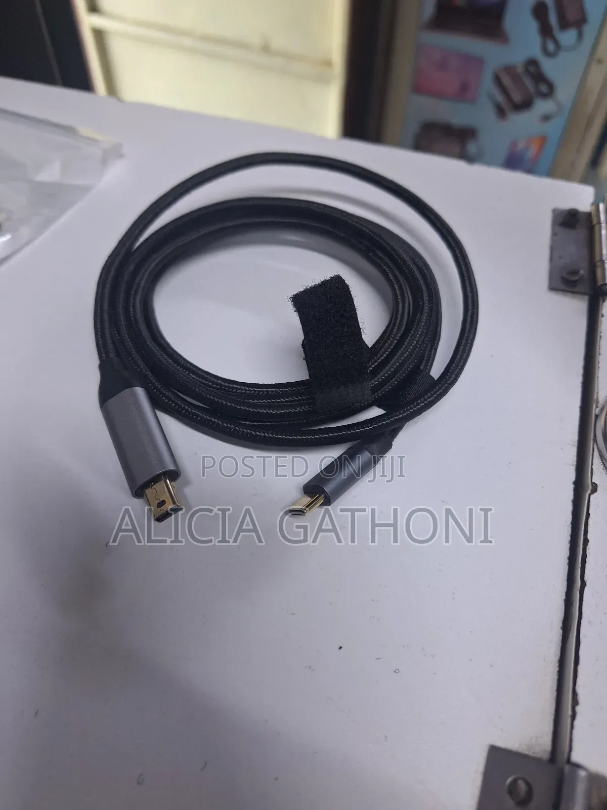 Type C to Thunderbolt Cable