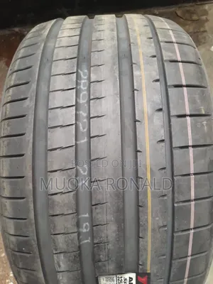 325/35r22 Yokohama Tyre Made In Japan