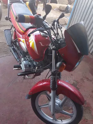 TVS HLX Plus ES 2024 Red