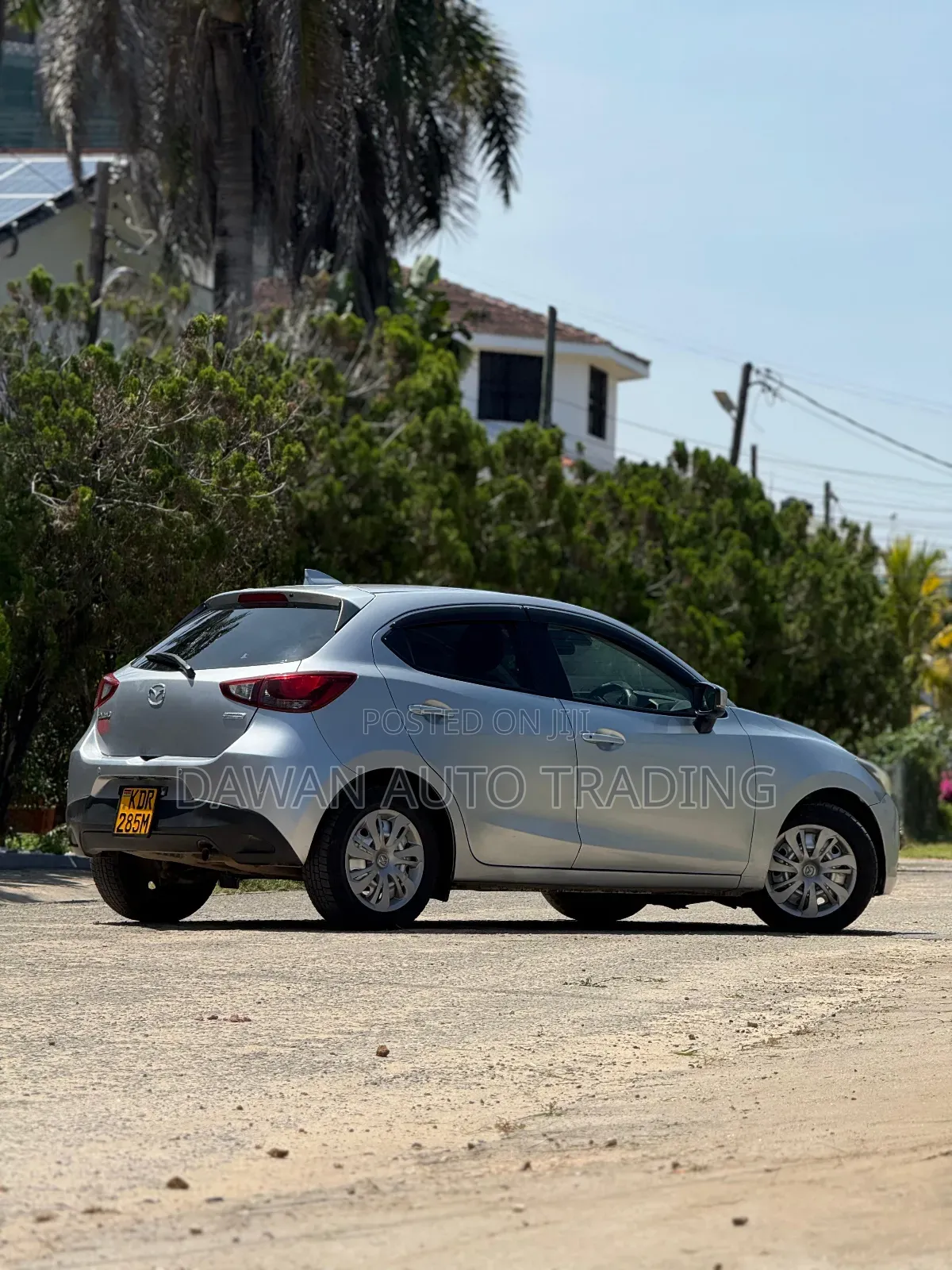 Mazda Demio 2018 Silver