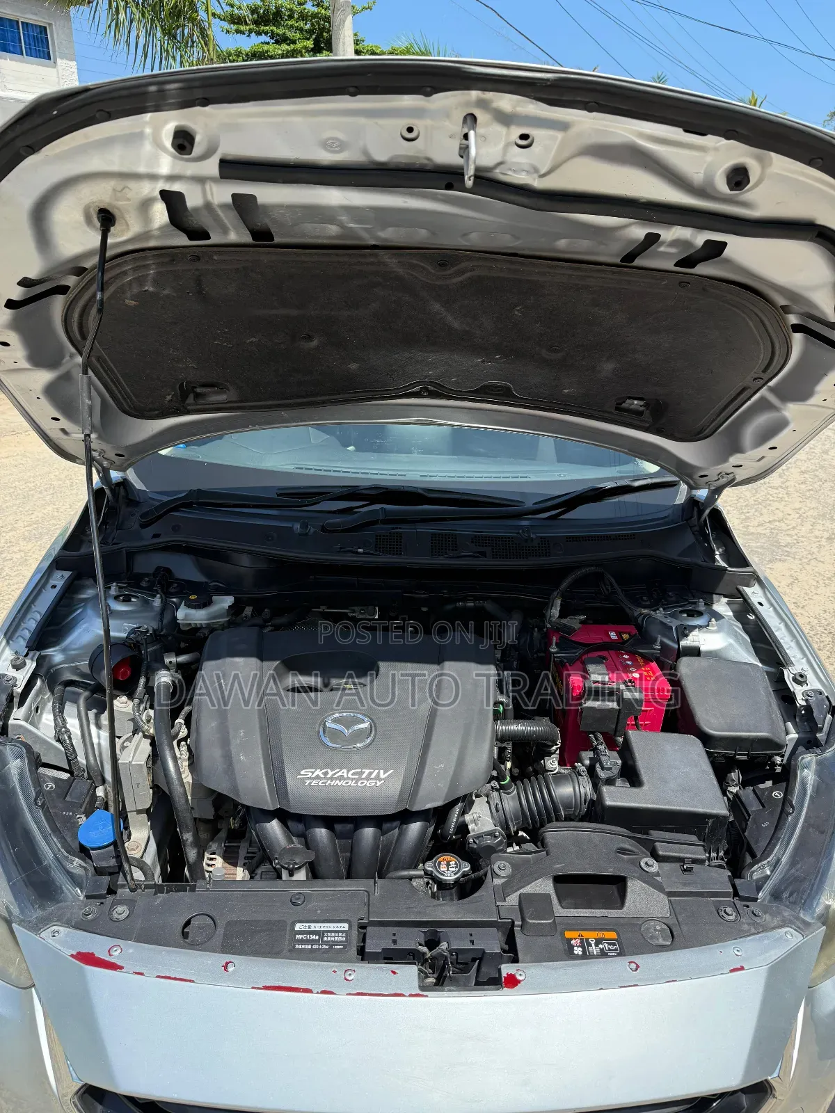 Mazda Demio 2018 Silver