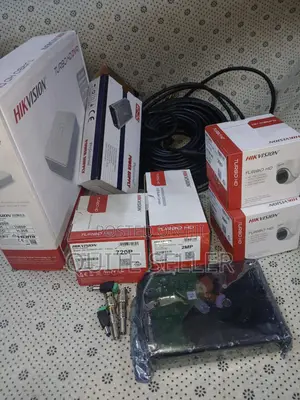 Hikivision 4 Set CCTV 1080p DVR 4 Camera