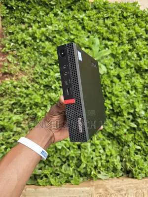 Desktop Computer Lenovo ThinkCentre M720 8GB Intel Core i5 SSD 256GB