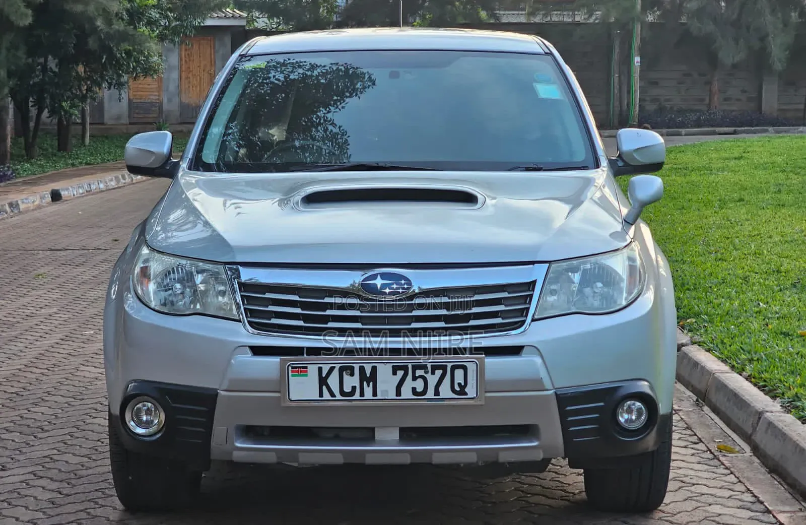 Subaru Forester 2010 Silver