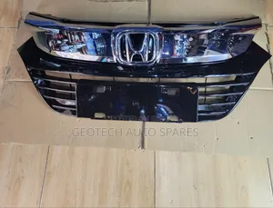Honda Vezel 2018 Front Grill