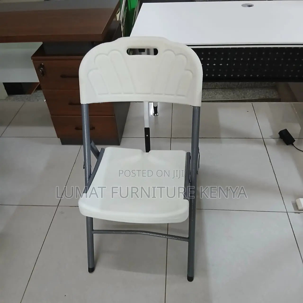 White Outdoor Foldable Chair