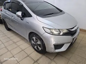 Honda Fit 2016 Silver