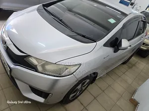 Honda Fit 2016 Silver