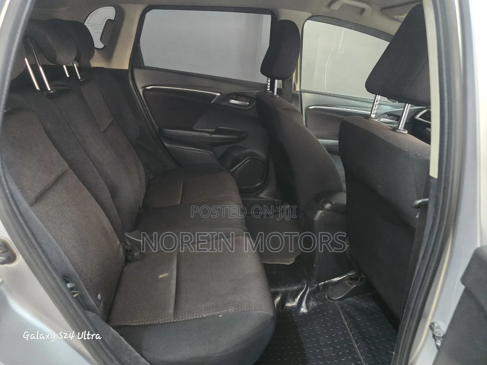 Honda Fit 2016 Silver