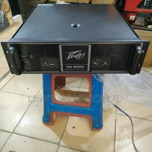 Peavey Cs 6000 Proffesional Power Amplifier 2 Channels Output Power