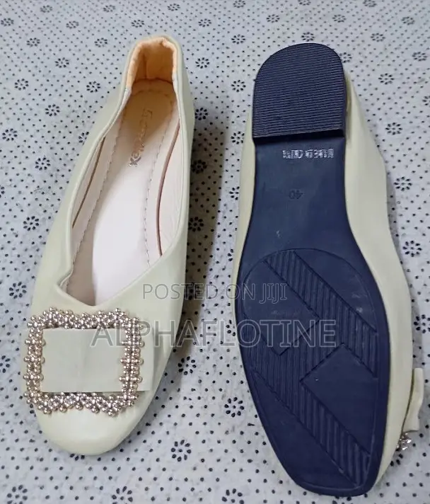 Square Head Synthetic Comfortable Everyday Flat Shoes