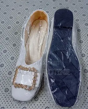 Classic Slip-on Flat Shoes Flat Heel Synthetic Leather Womens Shoes