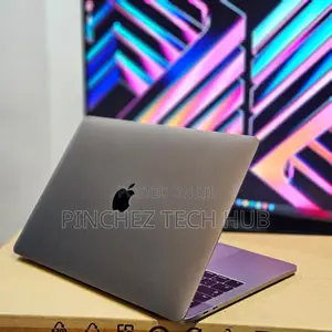 Laptop Apple MacBook Pro 2017 16GB Intel Core I7 SSD 512GB