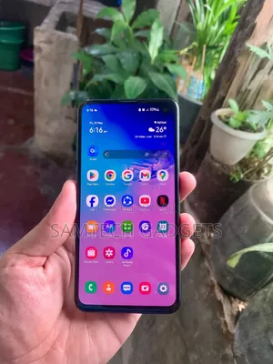 Samsung Galaxy S10e 128 GB Blue