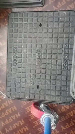 Long Lasting Manhole Cover 600mm at ×450mm