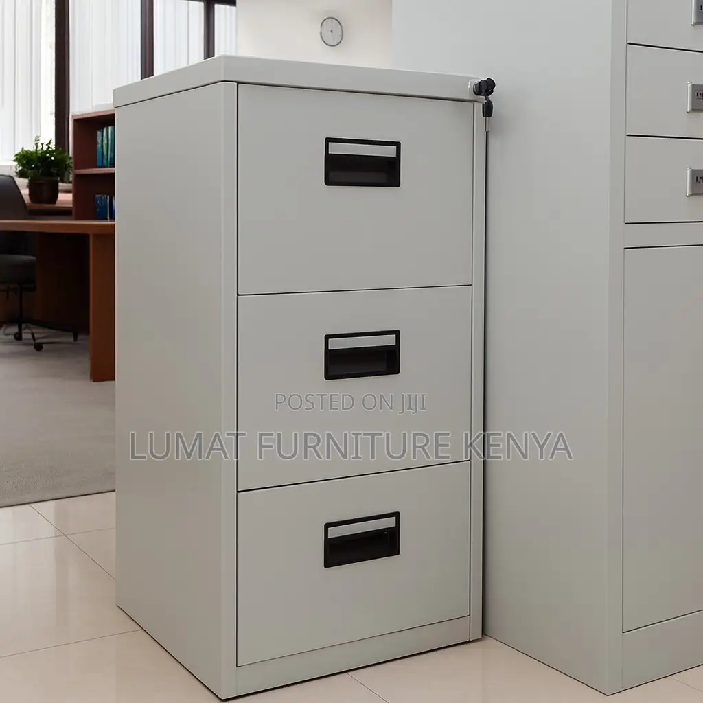 Three Spacious Drawers With Smooth Sliding