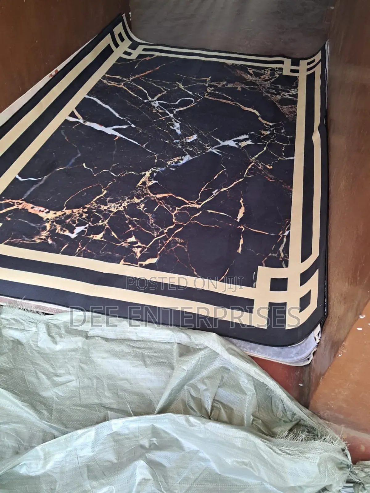 7 by 83d Carpet