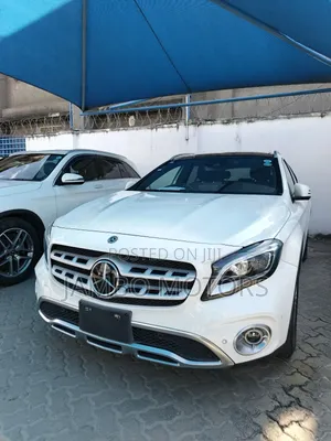Mercedes-Benz GLA-Class 2019 White