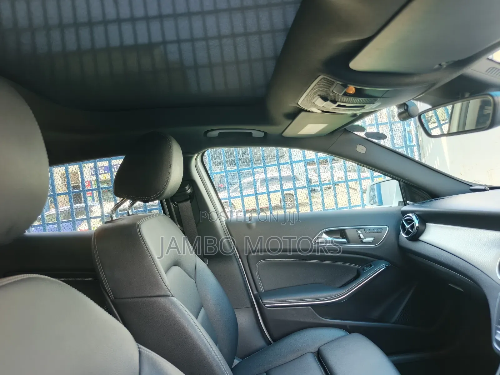 Mercedes-Benz GLA-Class 2019 White