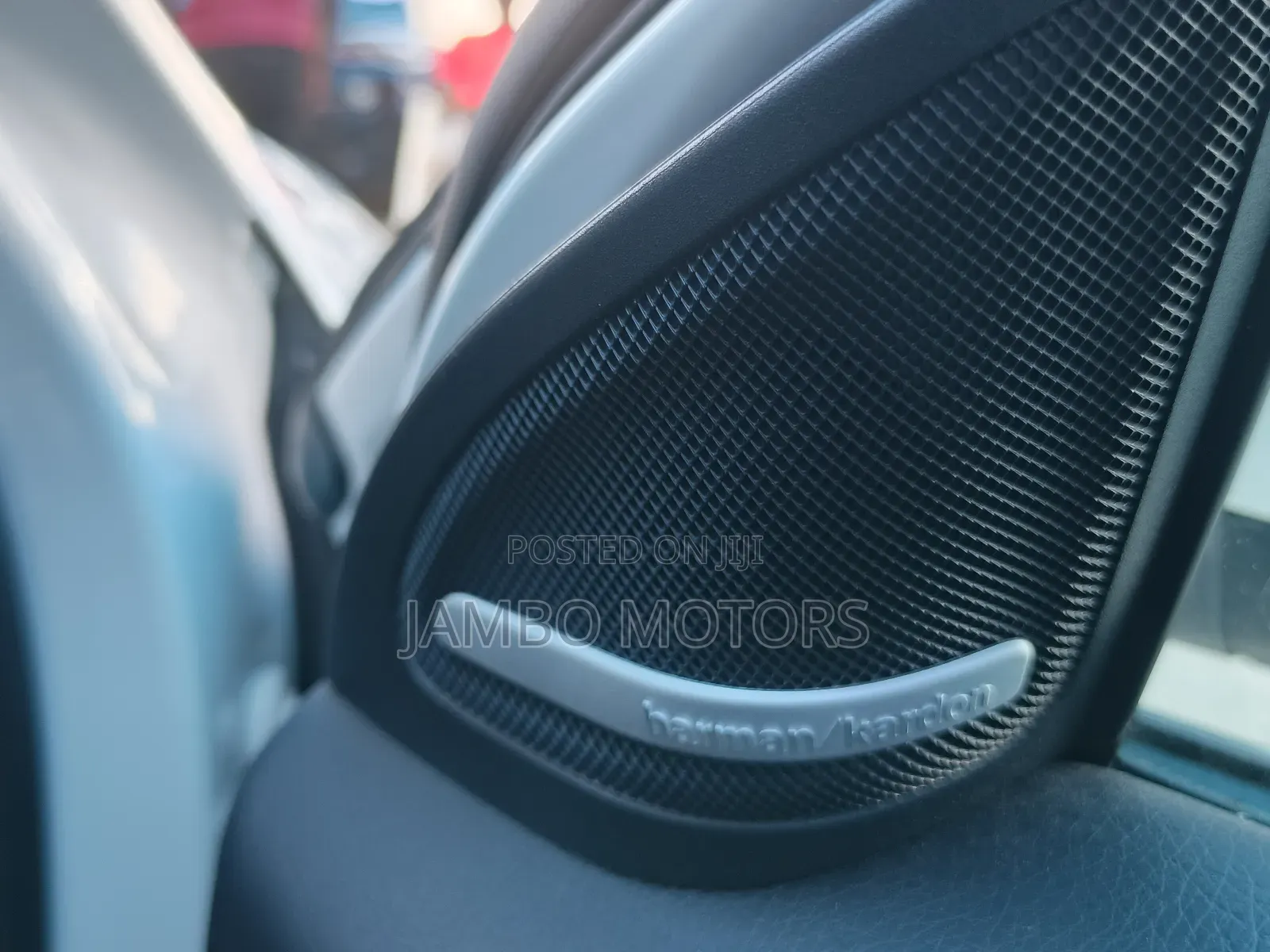 Mercedes-Benz GLA-Class 2019 White