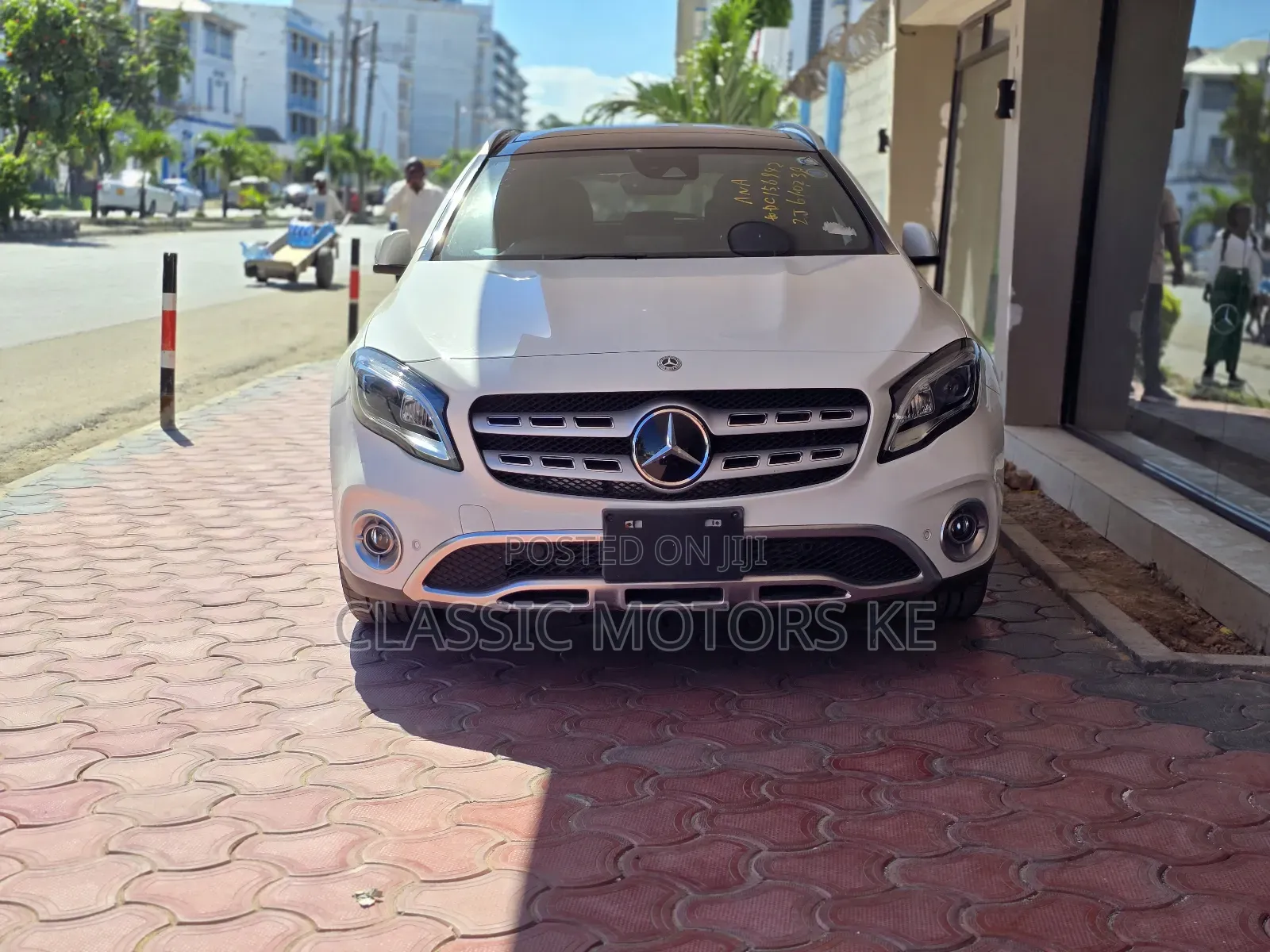 Mercedes-Benz GLA-Class 2018 White