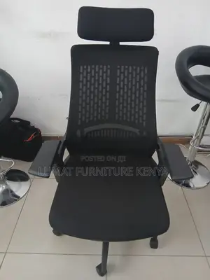 Mesh Confortable High Back Plastic Back Seat