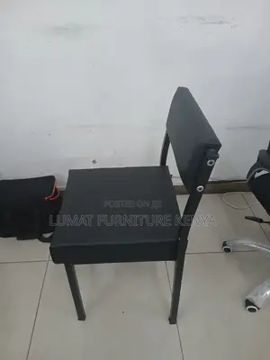 Black Medium Back Catalina Office Visitors Seat