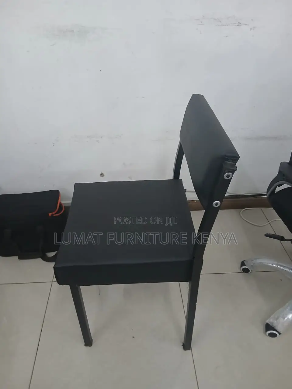 Black Medium Back Catalina Office Visitors Seat