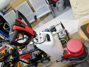 Deep Cleaning Floor Scrubber Machine