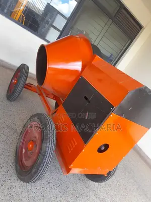 Titanic / Indian Make Concrete Mixer