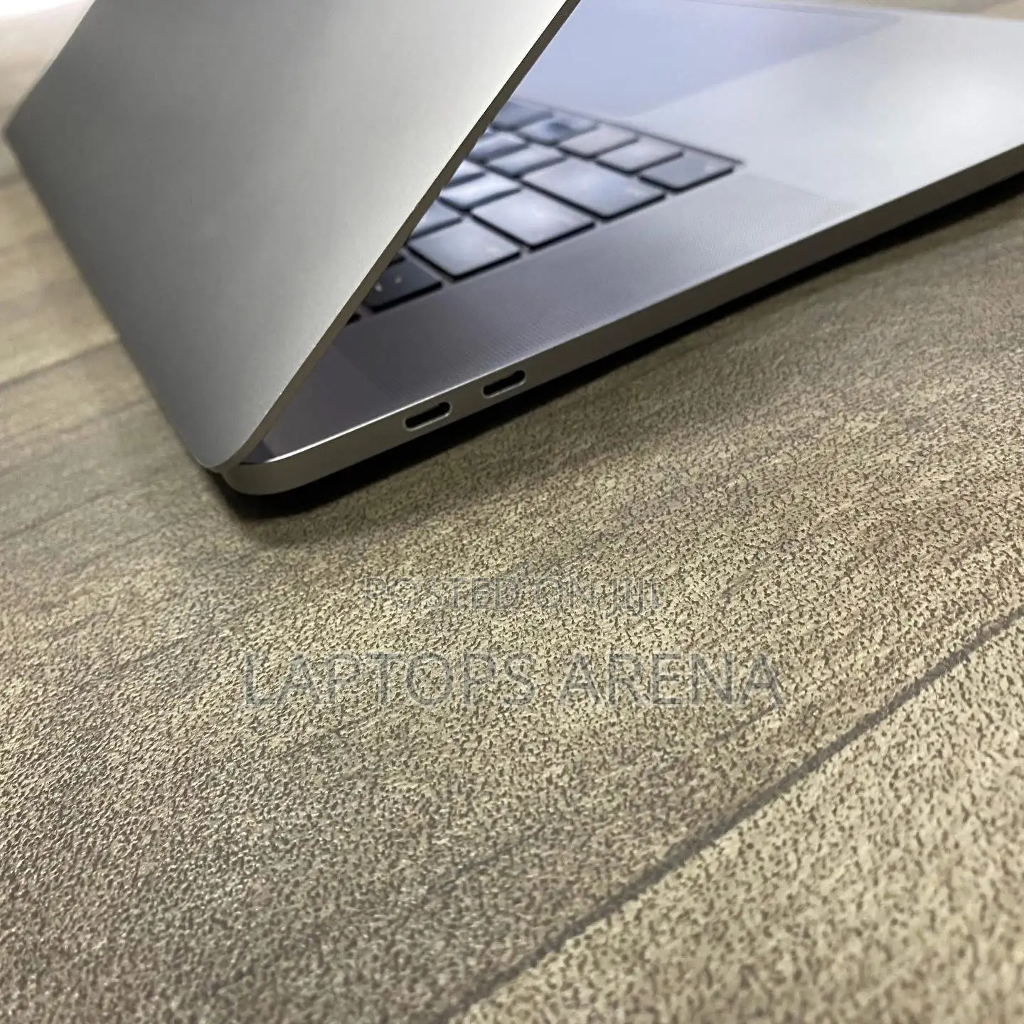 Laptop Apple MacBook Pro 2019 16GB Intel Core I9 SSD 1T