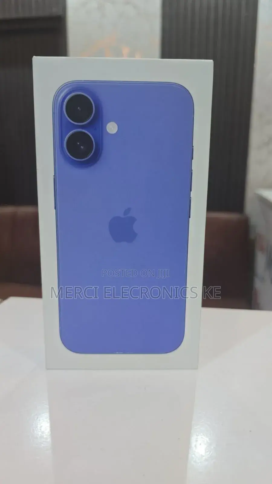 New Apple iPhone 16 256 GB Blue