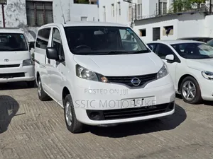 Nissan NV200 S 2018 White